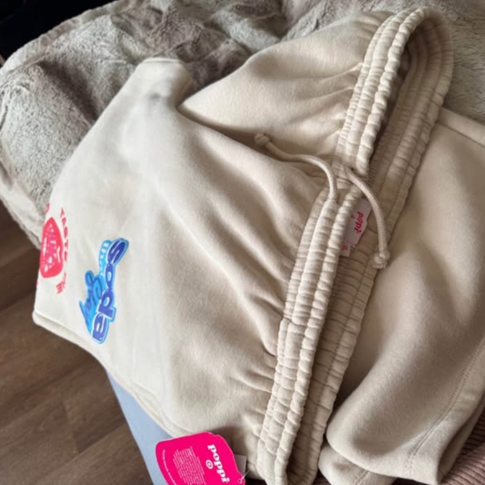 Cozy Crème Sweats